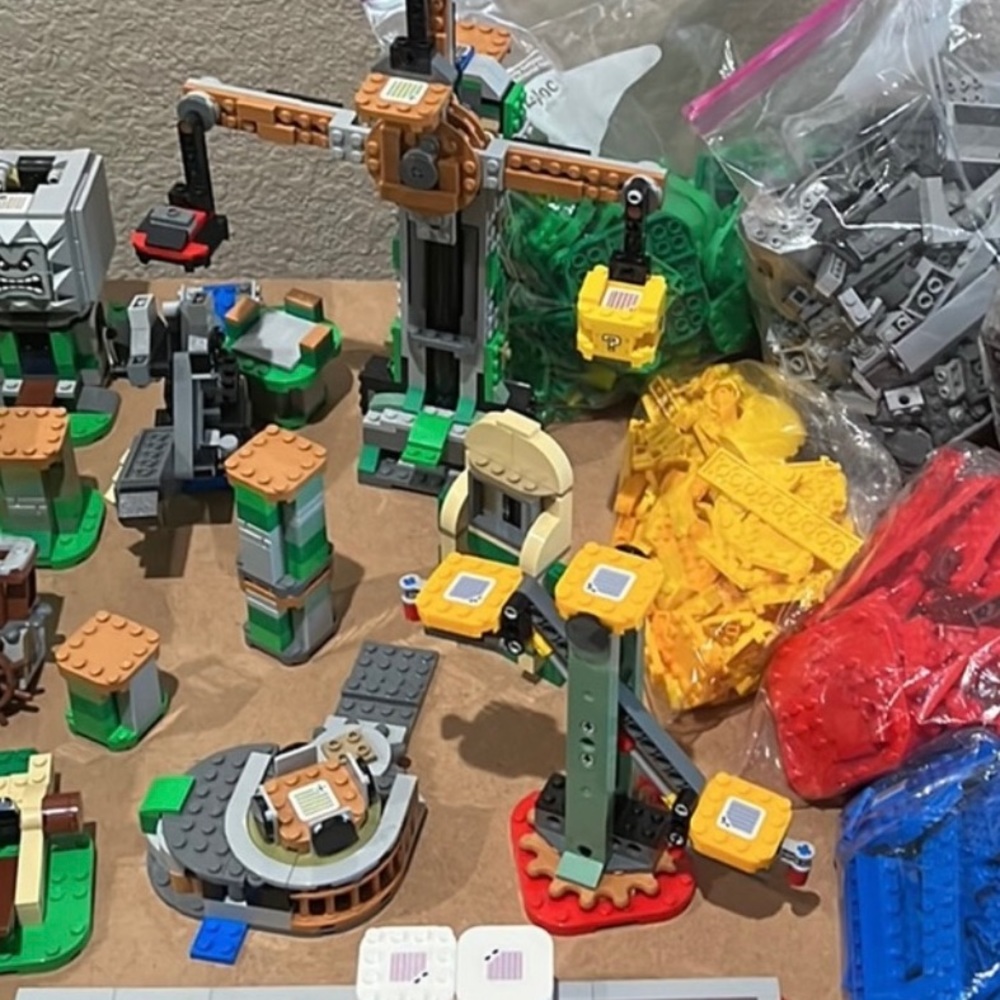 Super Mario Lego set + multiple worlds